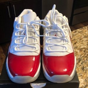 Air Jordan 11 Retro Low BG